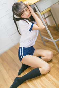 快穿团宠她又美又飒